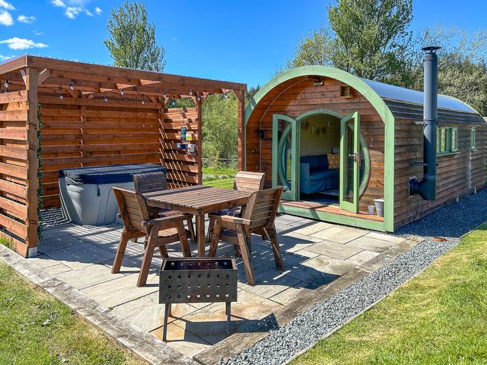 Glamping for 2 people, with garden in Dumfries and Galloway