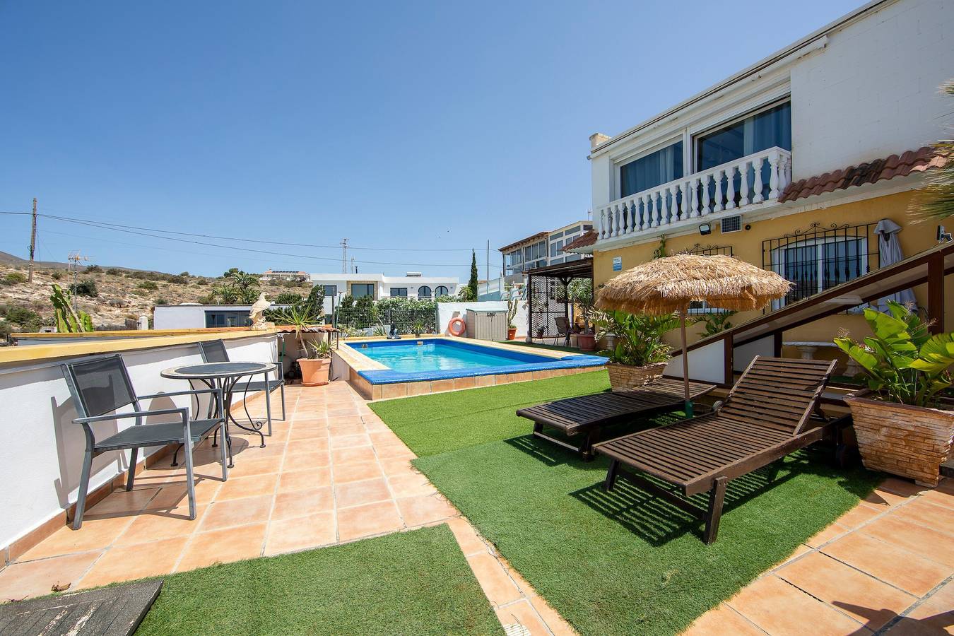 Casa vacanze 'Vista al Mar Ainara' con vista mare, piscina condivisa e Wi-Fi in Castell del Rey, Almería
