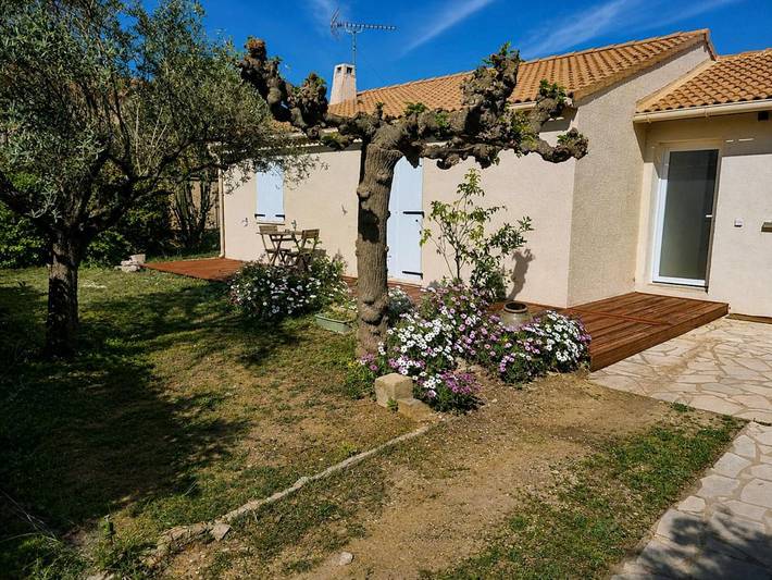 Location de vacances pour 6 personnes, avec jardin et terrasse à Saint-Gervasy - 2
