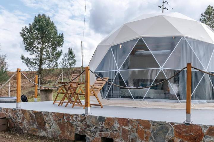 Bungalow para 4 pessoas, com Varanda e Jacuzzi e ainda Terraço and Jardim em Tomar