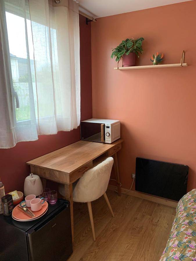 Appartement de vacances entier, Double Room with Private Bathroom in Saint-Renan, Région de Brest