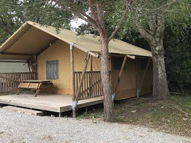 Tente pour 4 personnes, avec piscine et jardin dans les Pyrénées-Orientales - 3