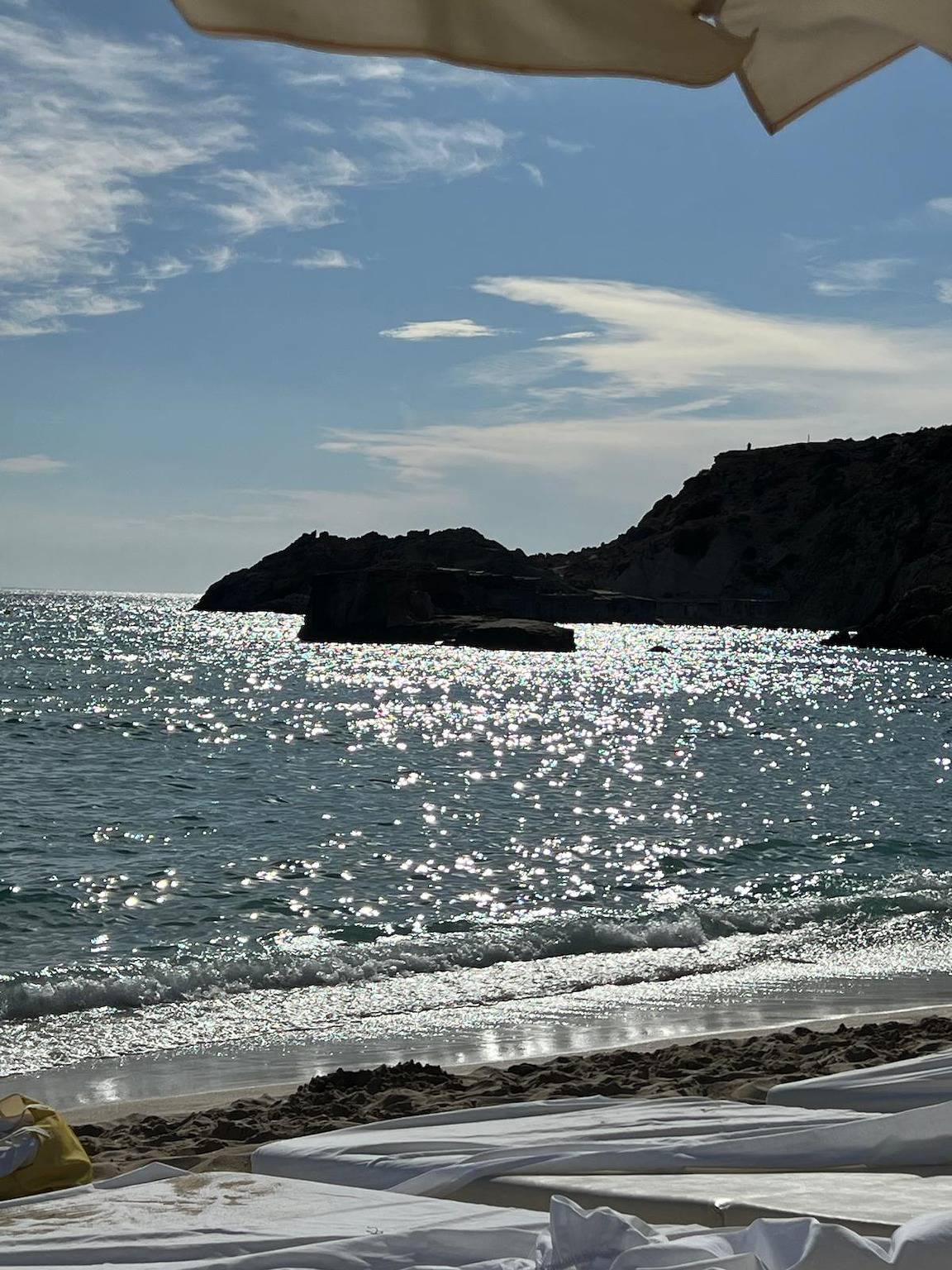 Appartement entier, Retraite en bord de mer à Sant Josep de sa Talaia avec piscine partagée in Cala d´Hort, Sant Josep de sa Talaia