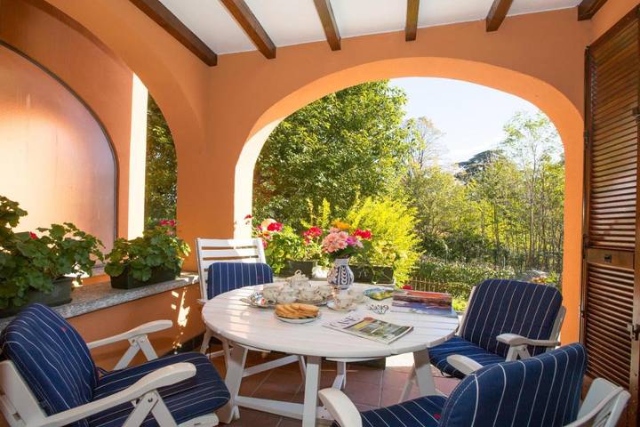 Ferienwohnung für 4 Personen, mit Balkon und Terrasse sowie Garten und Seeblick in Gemeinde Menaggio - 2