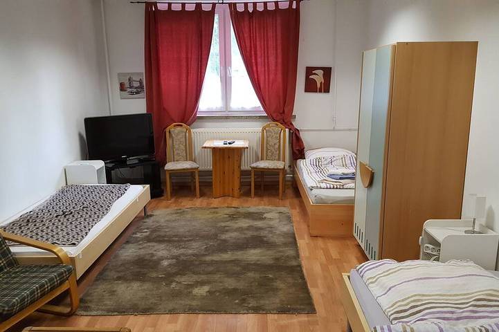 Ferienhaus für 7 Personen, mit Garten und Balkon - 1