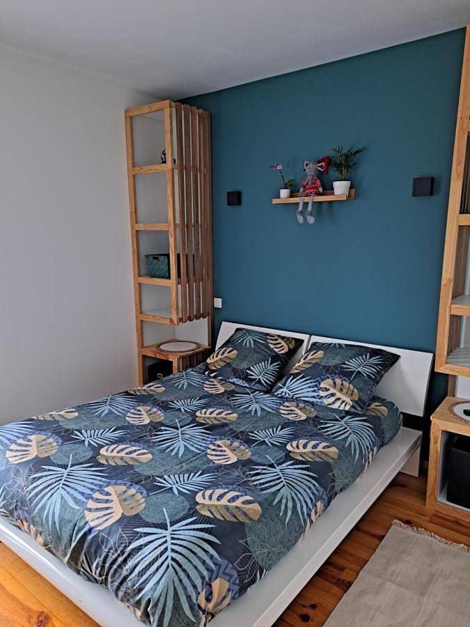 Chambre d’hôte pour 3 personnes, avec Terrasse à La Celle-sous-Gouzon - 4