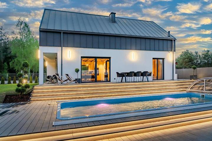 Villa für 9 Personen, mit Pool und Ausblick sowie Sauna und Garten in Polen - 4