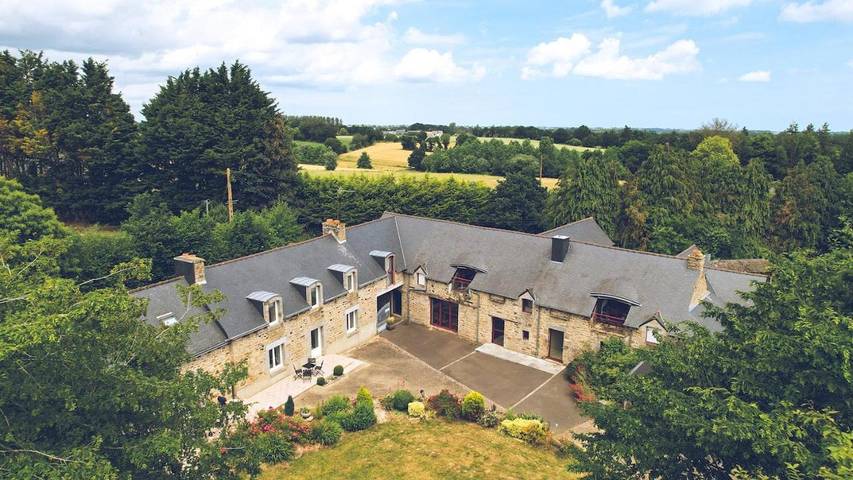 Gîte pour 2 personnes, avec jardin et vue à Saint-Donan - 2
