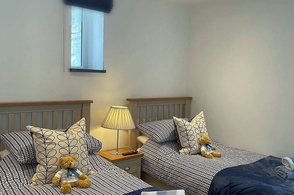 New luxury converted barn at the foot of Moel Hebog in Beddgelert, Snowdonia
