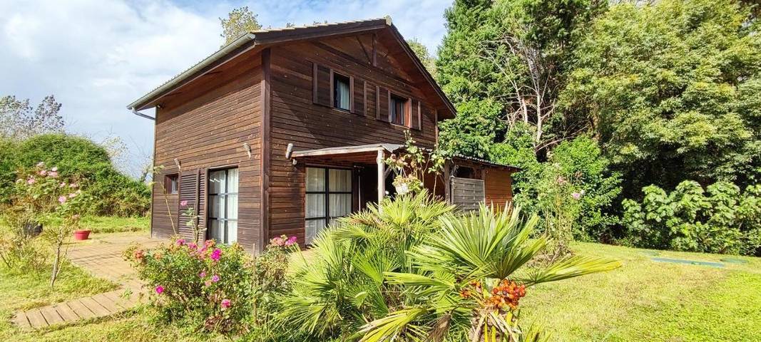 Gîte pour 4 personnes, avec Terrasse et Jardin à Saint-André-de-Seignanx