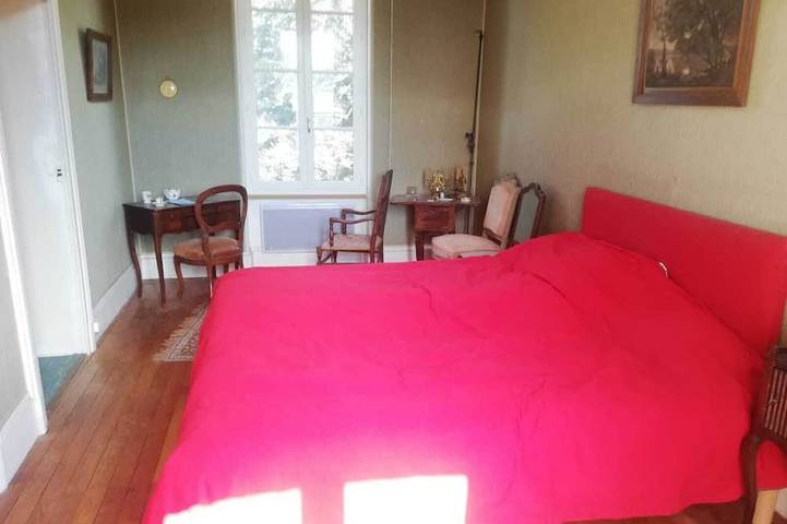 Maison de vacances pour 10 personnes, avec Jardin dans Allier - 2
