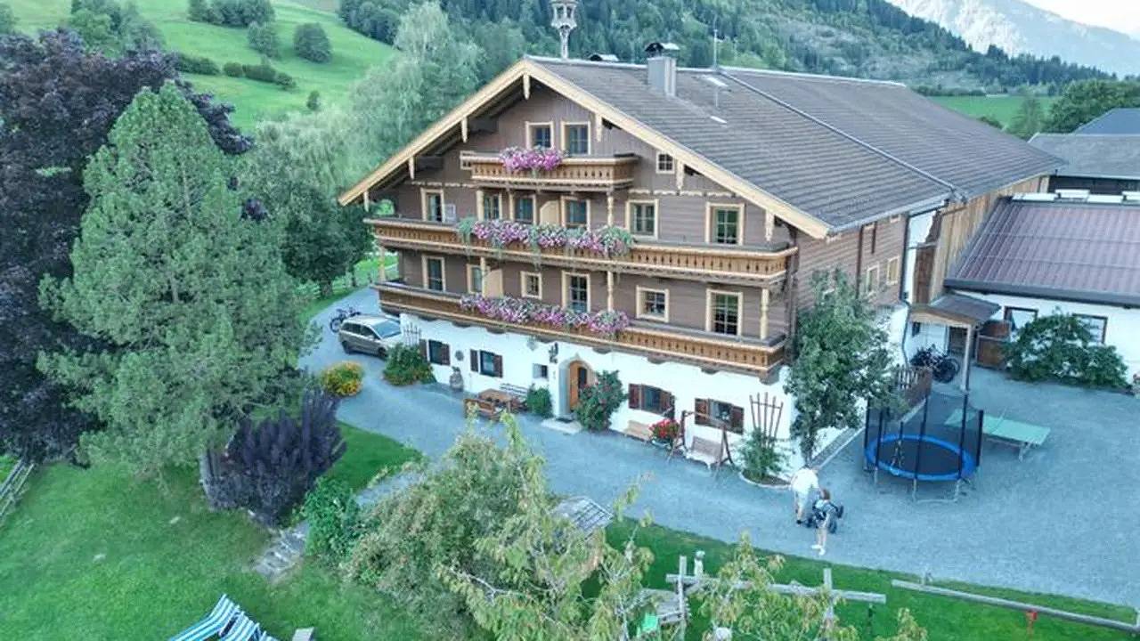 Ganze Ferienwohnung, Ferienwohnung für 4 Personen (45 m²) in Saalfelden am Steinernen Meer in Saalfelden am Steinernen Meer, Pinzgau