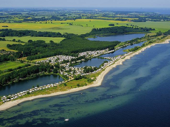 Bauernhof für 4 Personen, mit Terrasse und Garten, mit Haustier in der Eckernförder Bucht - 2