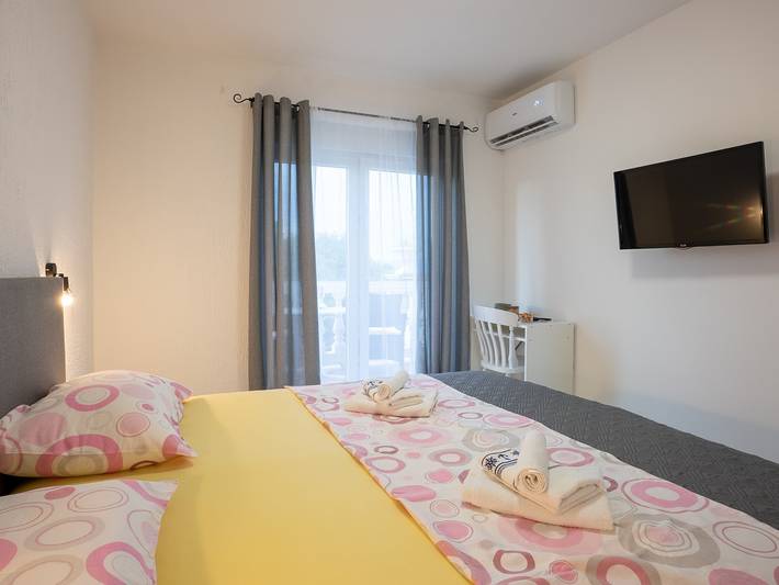 Ferienwohnung für 2 Personen, mit Meerblick und Balkon/Terrasse auf Krk - 4