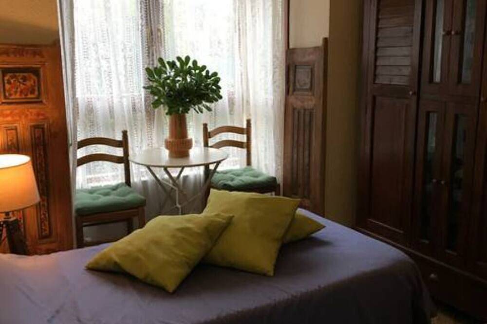 Ganze Wohnung, Magnificent flat in beach and leisure area with private garden and garage in Noja, Kantabrische Küste