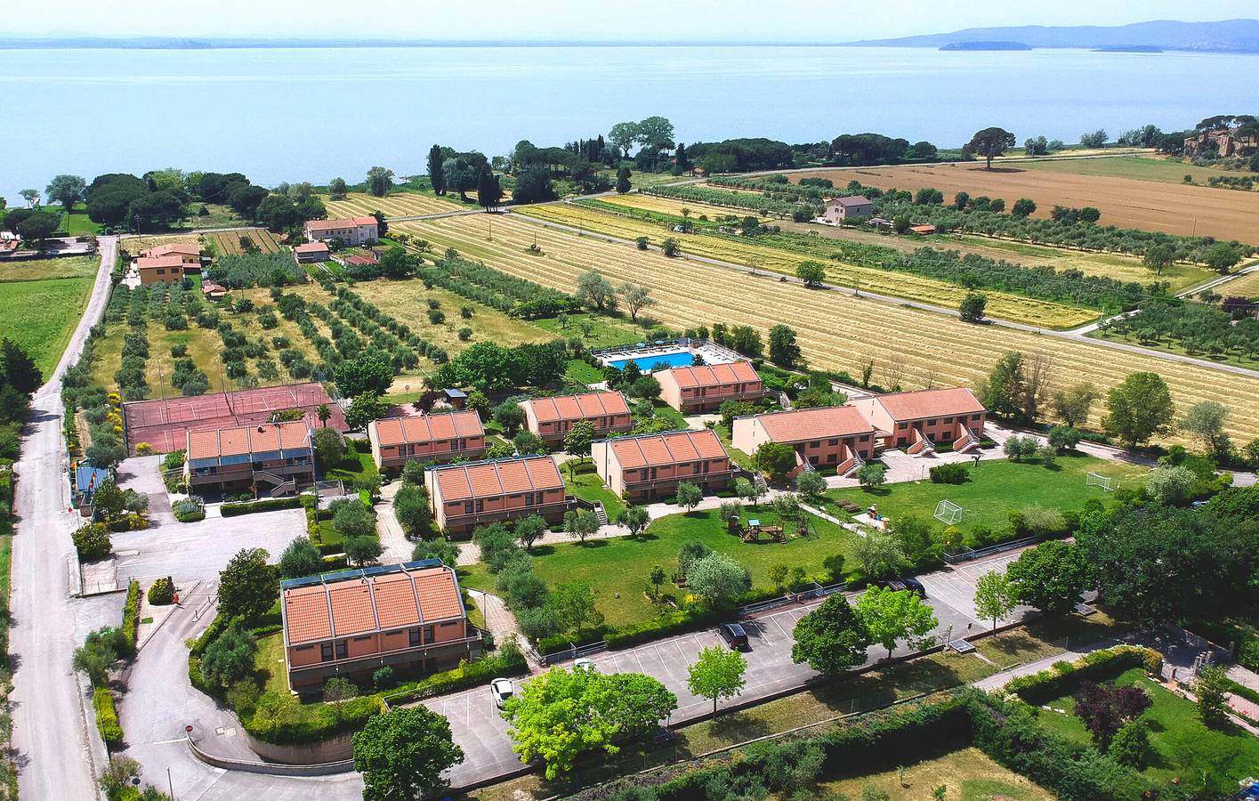 Ganze Ferienwohnung, Moderne Wohnung mit Garage und Pool in der Nähe von Magione 2km in Magione, Lago Trasimeno