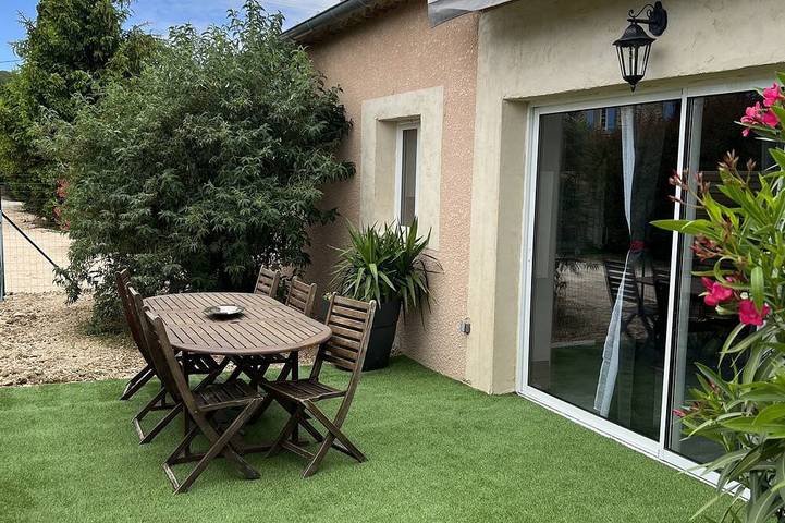 Maison de vacances pour 6 personnes, avec terrasse et jardin