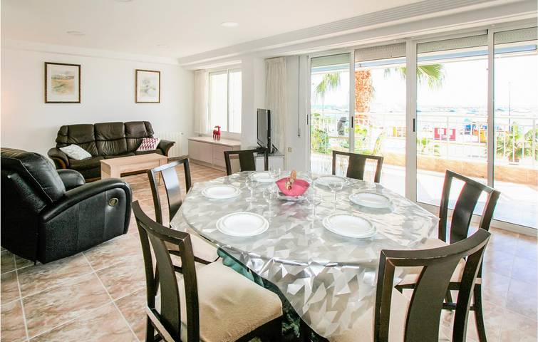 Gîte pour 8 personnes, avec terrasse et vue à Santa Pola - 4