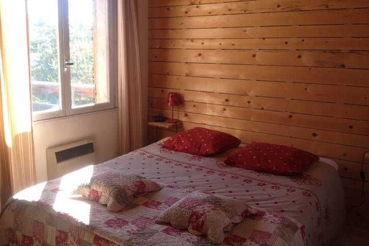 Gîte pour 6 personnes, avec terrasse et jardin à Seyne-les-Alpes - 4