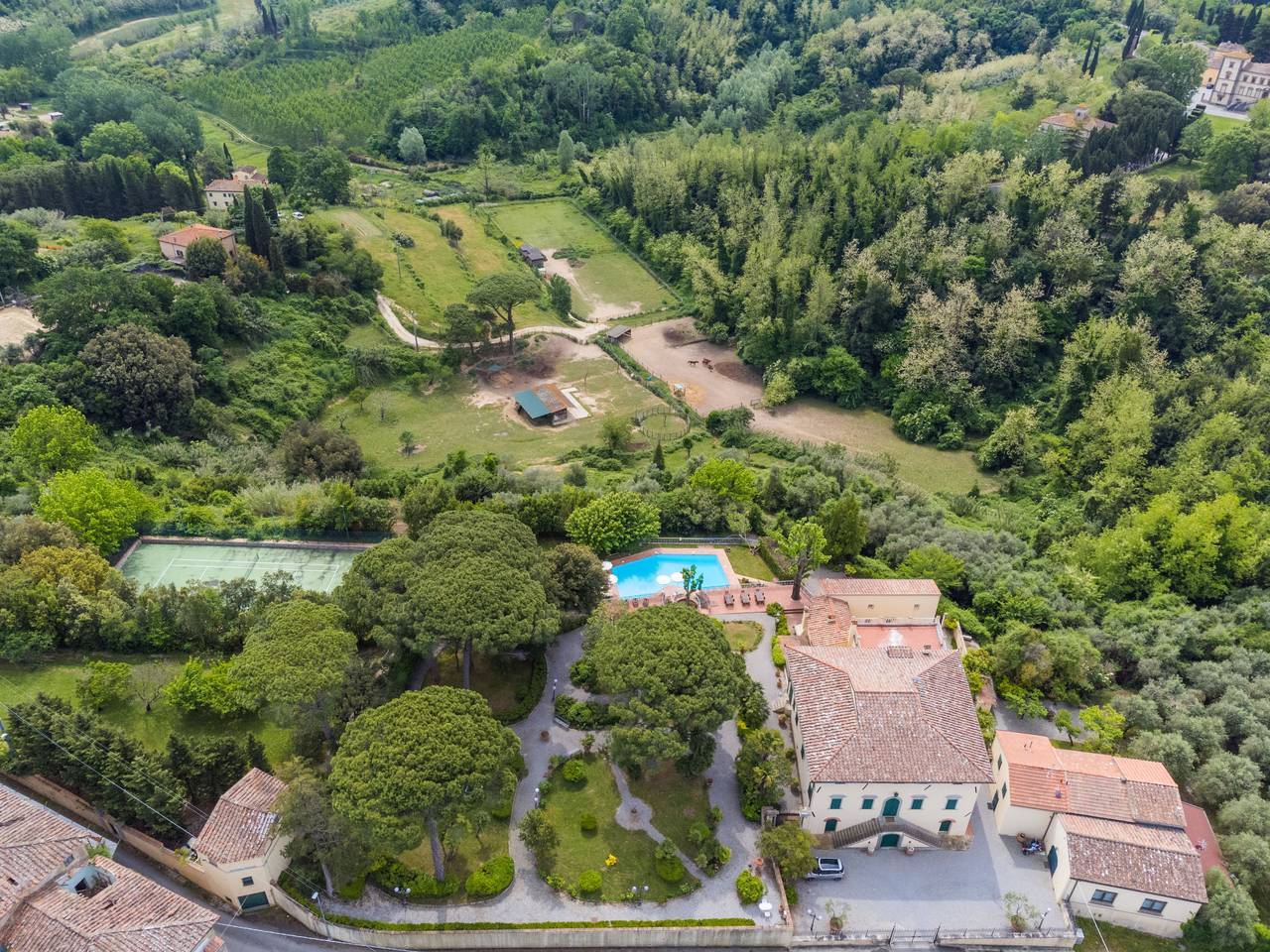 Villa La Guardia Vecchia in Crespina Lorenzana, Colline Pisane