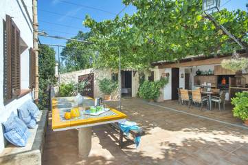 Villa in Pollença Stadt, Pollença für 6 