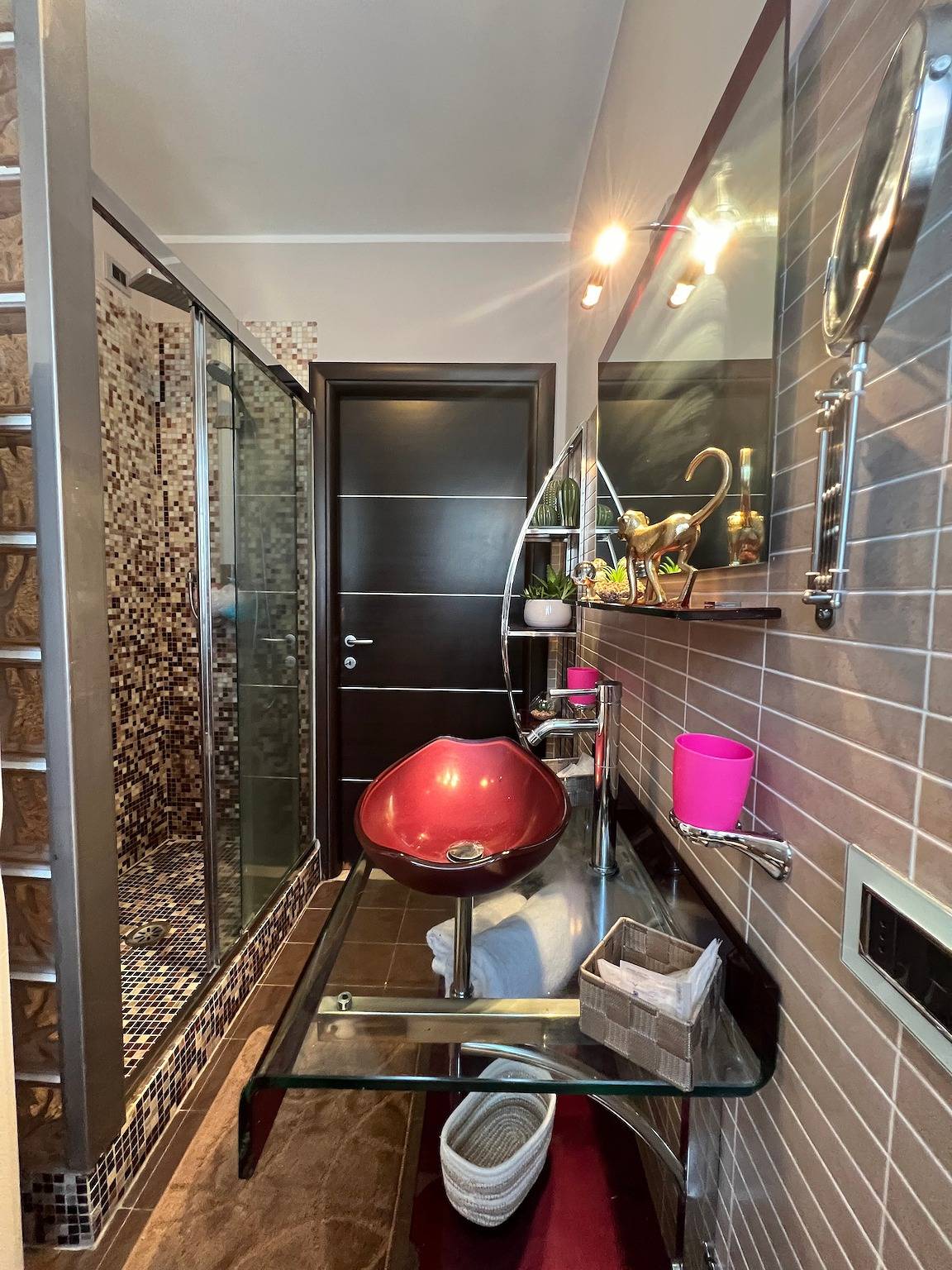 Appartamento intero, Appartamento 'Regina House Vigevano' con Balcone, Wi-Fi e Aria Condizionata in Vigevano, Provincia di Pavia