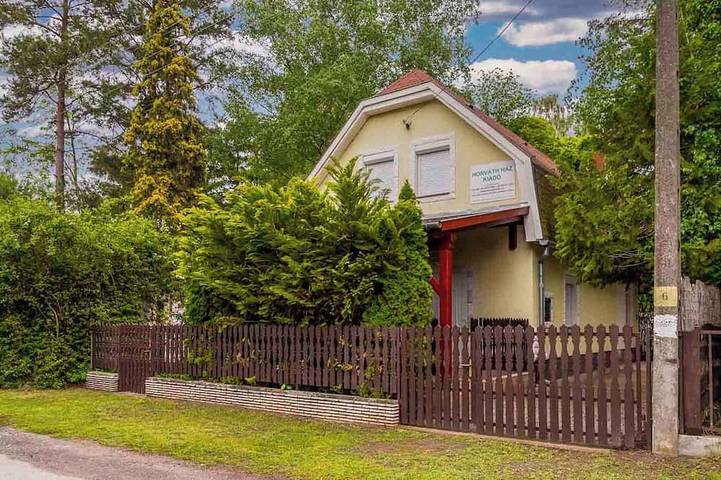 Ferienhaus für 8 Personen, mit Garten
