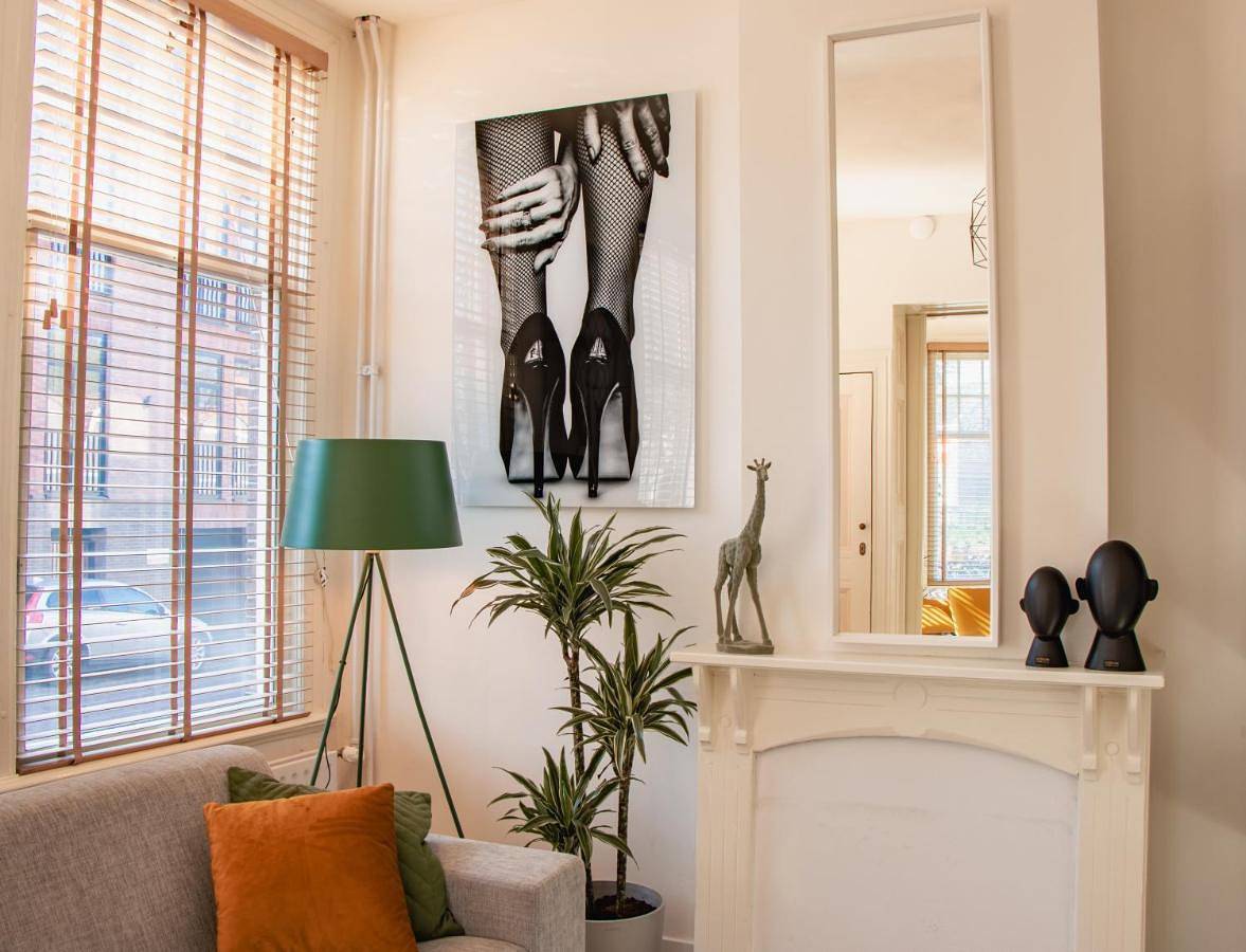Geheel appartement, Apartment with Balcony in Middelburg, Walcheren