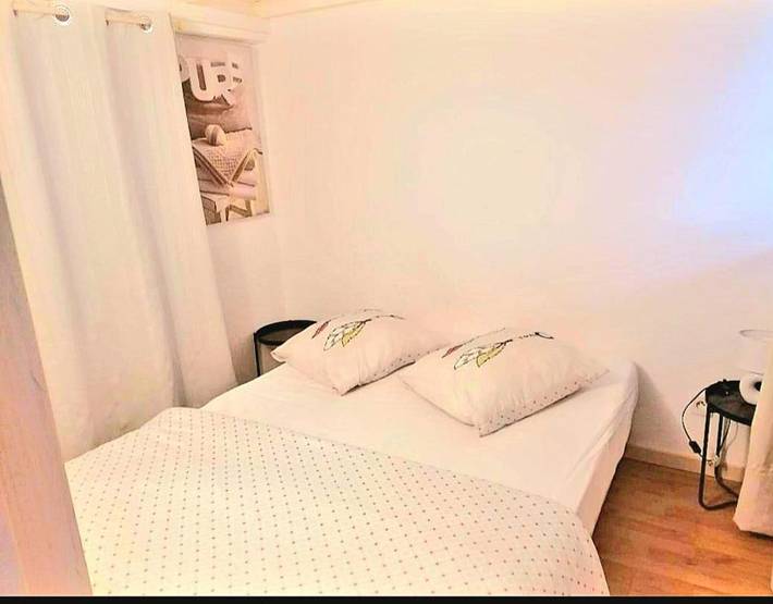 Gîte pour 4 personnes, avec vue et terrasse dans Écharcon - 2