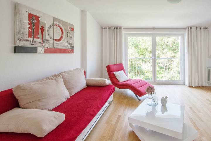 Ferienwohnung für 4 Personen, mit Balkon und Terrasse sowie Garten