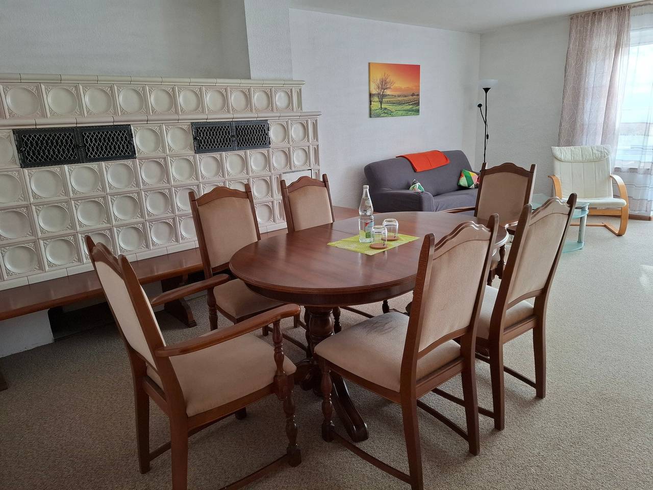 Ganze Wohnung, Ferienwohnung 'Fewo Schwarz' mit Bergblick, privater Terrasse und Wlan in Europa-Park, Ettenheim