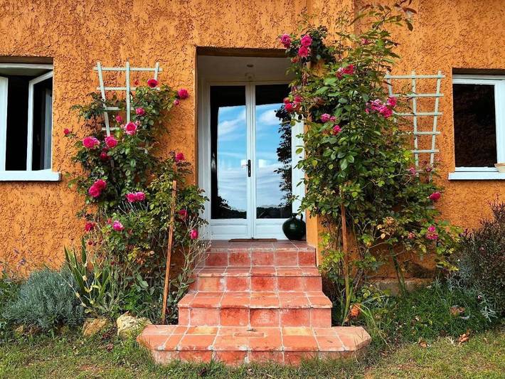 Gîte pour 5 personnes, avec piscine et jardin ainsi que terrasse et vue à Castex-d'Armagnac