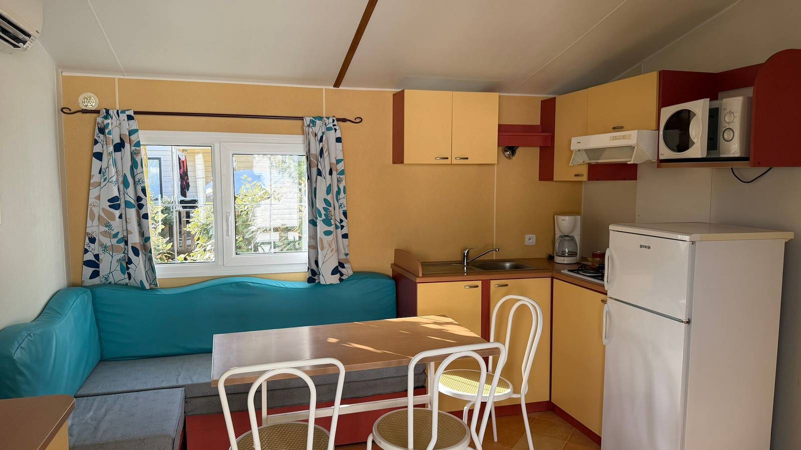 Mobil-home para 6 personas en Valras-Plage - 150 m de la playa - Piscina/Hammam/Jacuzzi in Plages des Cabanes de Fleury, Vendres