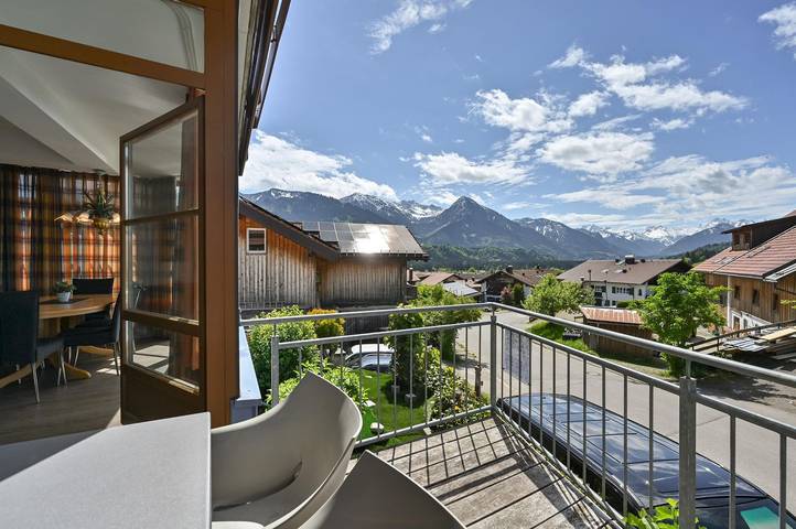 Ferienwohnung für 4 Personen, mit Terrasse und Sauna sowie Ausblick in Fischen