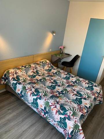 Hôtel pour 2 personnes, avec balcon, animaux acceptés dans Thermes Sarrailh