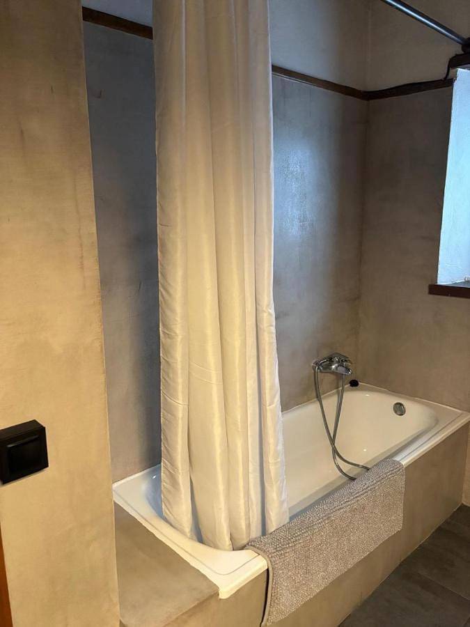 Gîte pour 10 personnes, avec vue dans Salardú - 4