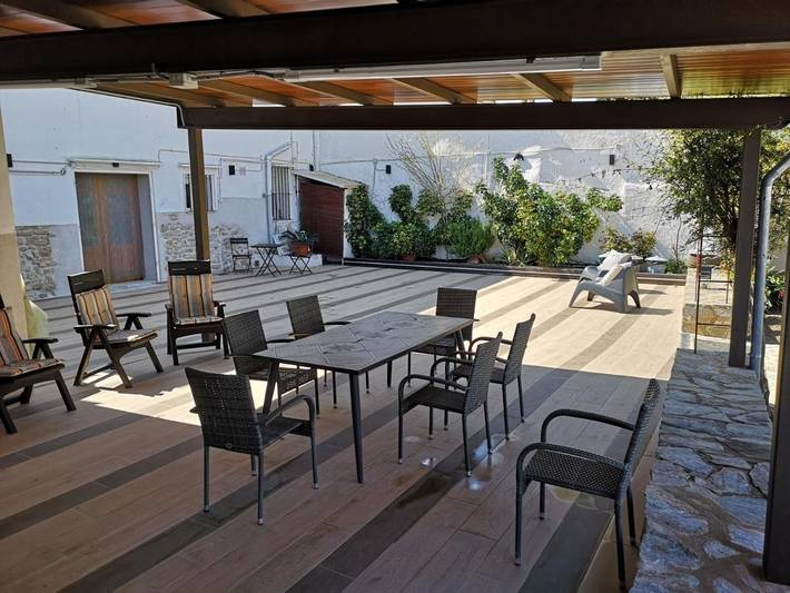 Casa de vacaciones para 15 personas, con piscina además de vistas y jardín, Se admiten mascotas en Provincia de Valencia - 3