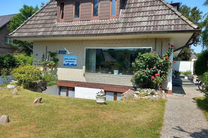 Ganze Wohnung, Gemütliches Doppel-Zimmer mit sonnigem Balkon in Westerland, Sylt (Gemeinde)