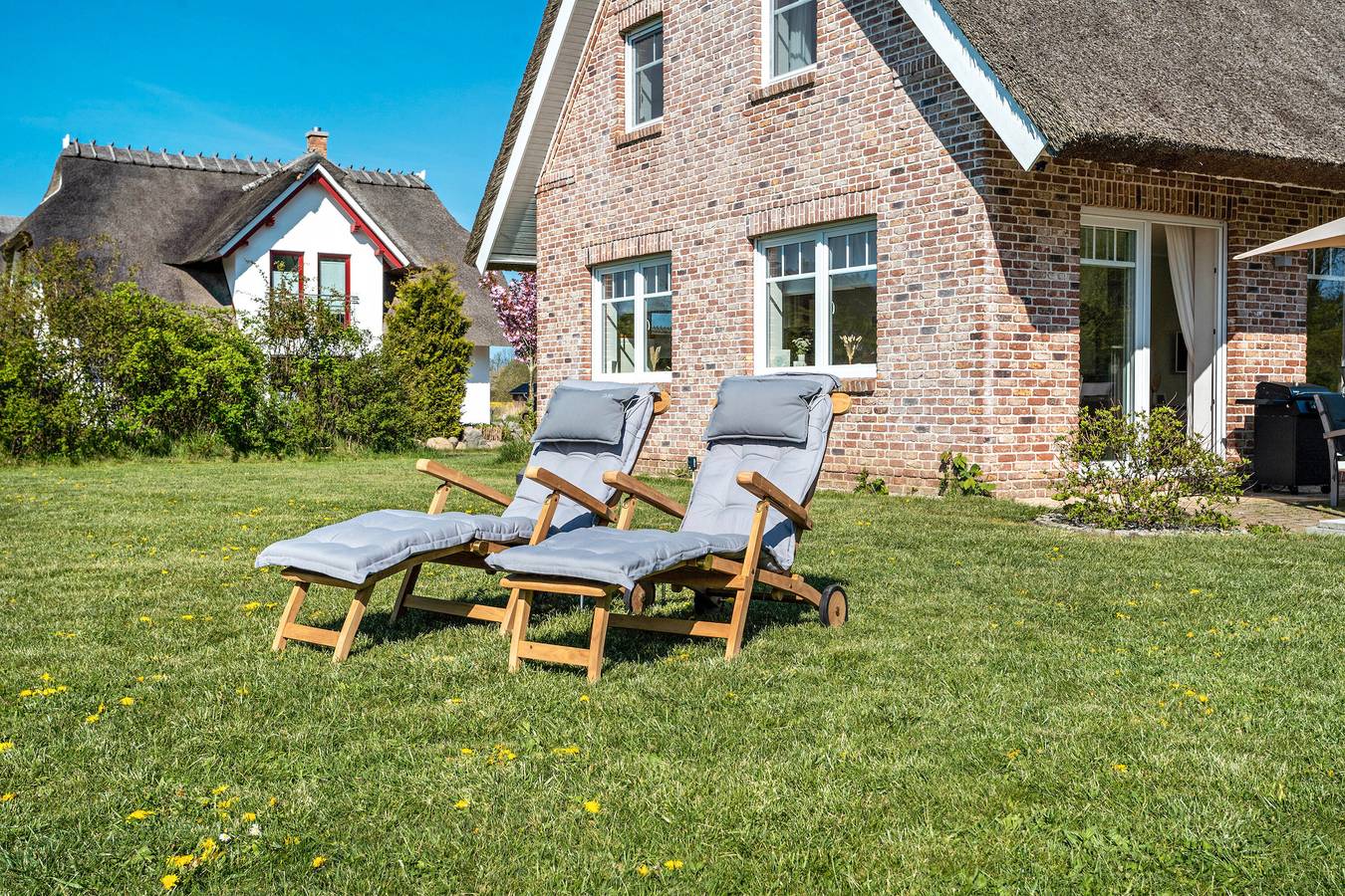 Ferienhaus 'Reethaus Meerferien' mit Meerblick, privater Terrasse und Wlan in Poseritz, Stralsund Umland