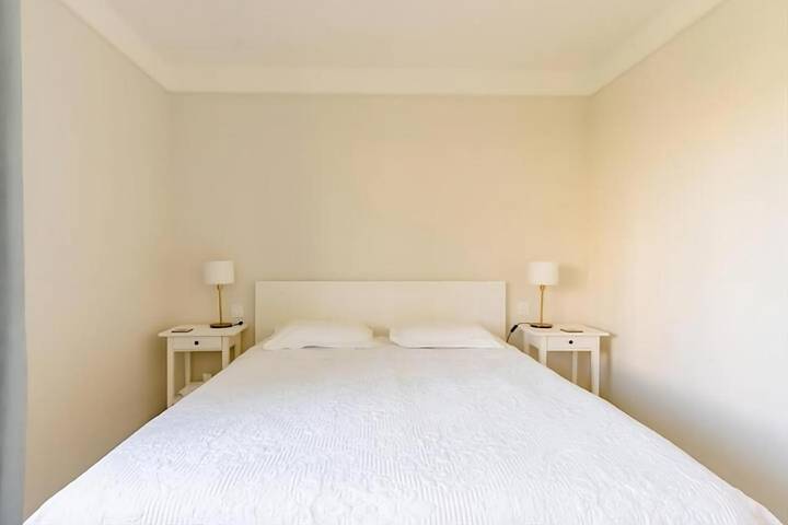 Gîte pour 2 personnes, avec jardin et jacuzzi à Six-Fours-les-Plages - 2