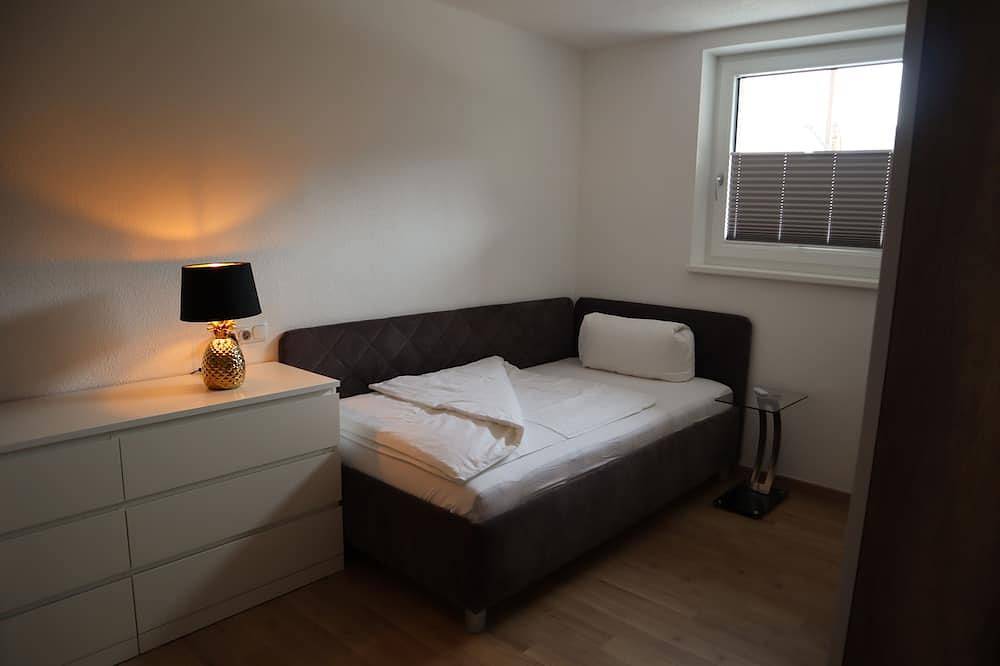 Apartamento entero, Ruhige Ferienwohnung in den Tiroler Bergen in Kaunergrat, Fließ