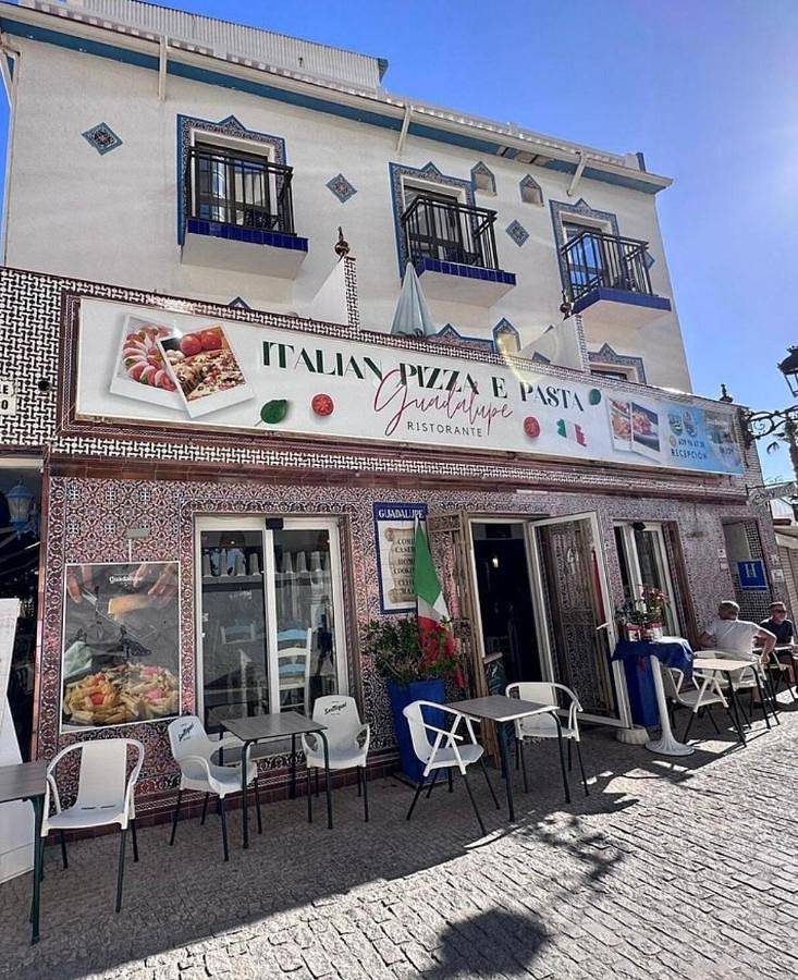 Guadalupe Hostal By Torremolinos On-line in Playa El Bajondillo, Torremolinos