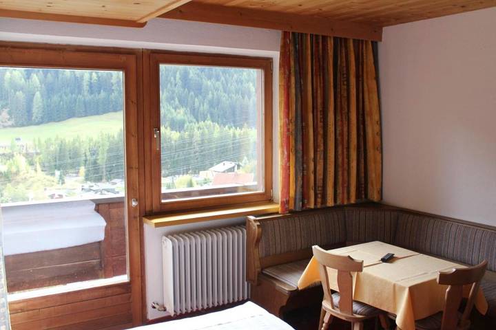 Maison d’hôte pour 3 personnes, avec vue ainsi que sauna et terrasse, animaux acceptés à Sankt Anton am Arlberg - 4