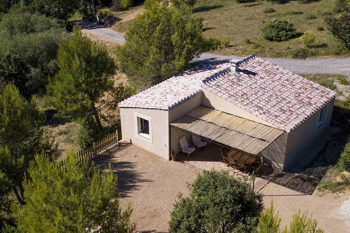 Location de vacances pour 6 personnes, avec Terrasse et Jardin à Aigues-Vives (Hérault)