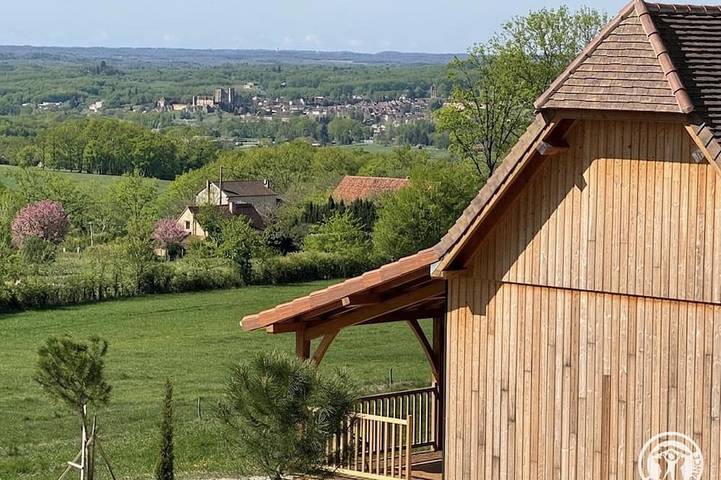 Gîte pour 6 personnes, avec jardin dans Preyssac-d'Excideuil