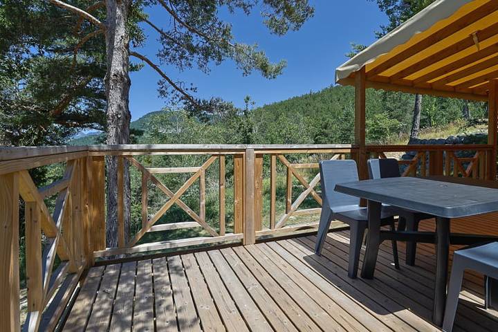 Caravane pour 4 personnes, avec balcon/terrasse et terrasse dans les Gorges du Verdon - 2