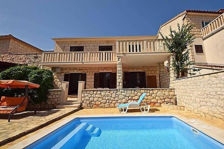 Holiday apartment for 7 people, with pool - 1