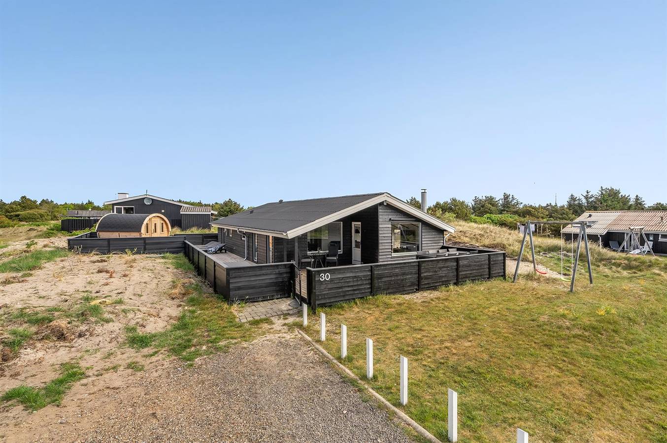 Nice home in Hvide Sande w/ Sauna, Wifi and 4 Bedrooms in Bjerregård, Holmsland Klit