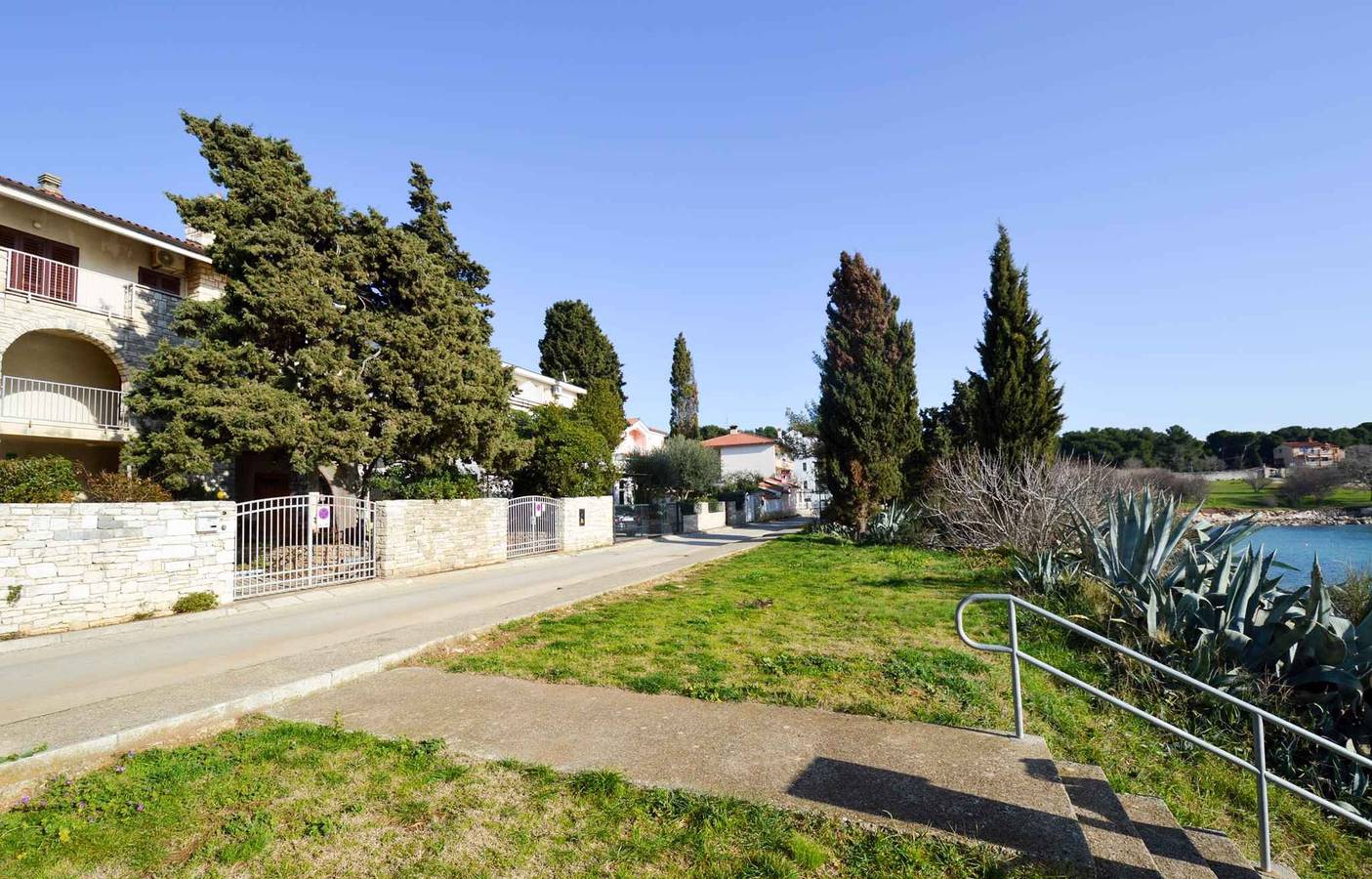 Geheel vakantieappartement, Vakantieappartement met airconditioning en nabijheid van de zee in Pula-Medulin, Pula