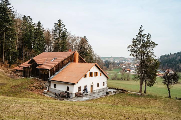 Location de vacances pour 10 personnes, avec piscine et jardin ainsi que sauna et terrasse à Wegscheid - 2